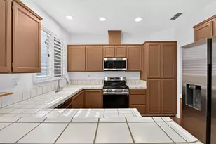 289 Union St, Roseville, CA 95678 - Photo 11
