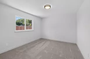 8732 El Toreador Way, Elk Grove, CA 95624 - Photo 13