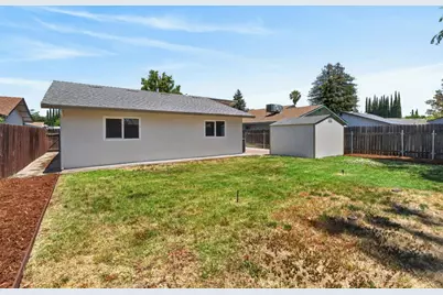 8732 El Toreador Way, Elk Grove, CA 95624 - Photo 21