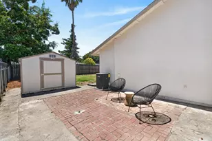 8732 El Toreador Way, Elk Grove, CA 95624 - Photo 19