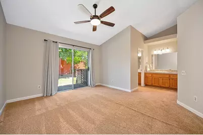 2712 Stoughton Way, Sacramento, CA 95827 - Photo 31