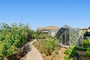 2752 Brookshire Cir, Woodland, CA 95776 - Photo 61