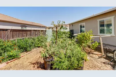 2752 Brookshire Circle, Woodland, CA 95776 - Photo 63