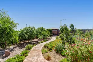 2752 Brookshire Cir, Woodland, CA 95776 - Photo 49