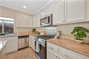 113 Tuscany Ct, Roseville, CA 95661 - Photo 13