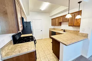 2880 Brighton Beach Way, Elk Grove, CA 95758 - Photo 5