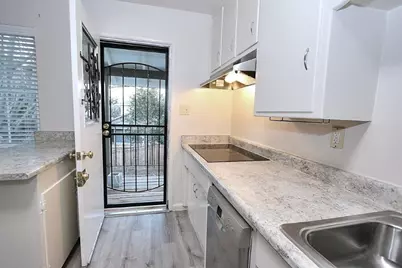 2823 Sweet Way, Sacramento, CA 95821 - Photo 19