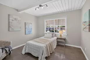 5805 61st St, Sacramento, CA 95824 - Photo 13