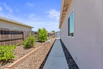1991 Jamison Creek Way, Plumas Lake, CA 95961 - Photo 37