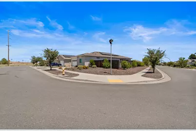 1991 Jamison Creek Way, Plumas Lake, CA 95961 - Photo 39