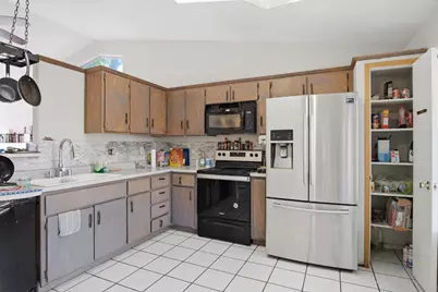 1258 Lloyd Thayer Circle, Stockton, CA 95206 - Photo 11