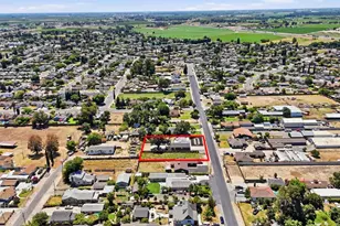 917 9th St, Turlock, CA 95380 - Photo 35