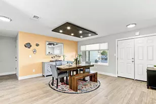 7001 Lynnetree Way, Citrus Heights, CA 95610 - Photo 11