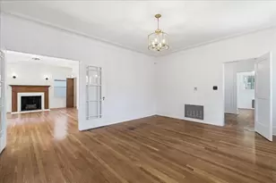 816 Alhambra Blvd, Sacramento, CA 95816 - Photo 13