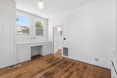 816 Alhambra Boulevard, Sacramento, CA 95816 - Photo 17