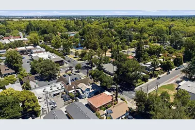 816 Alhambra Boulevard, Sacramento, CA 95816 - Photo 43