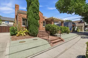 816 Alhambra Blvd, Sacramento, CA 95816 - Photo 3