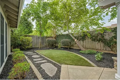 420 Rivergate Way, Sacramento, CA 95831 - Photo 45
