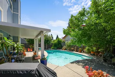 8334 Delta Sand Court, Elk Grove, CA 95758 - Photo 51