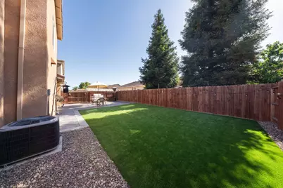 5560 Landon Lane, Riverbank, CA 95367 - Photo 35