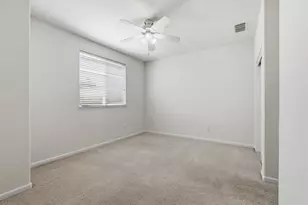 9445 Brookmont Ct, Elk Grove, CA 95624 - Photo 27