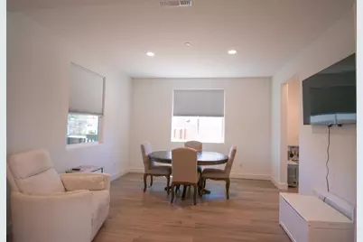 14670 Spanish Bay Way, Chowchilla, CA 93610 - Photo 3