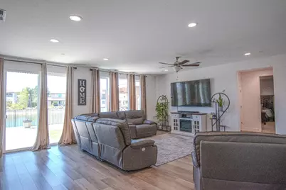 14670 Spanish Bay Way, Chowchilla, CA 93610 - Photo 3
