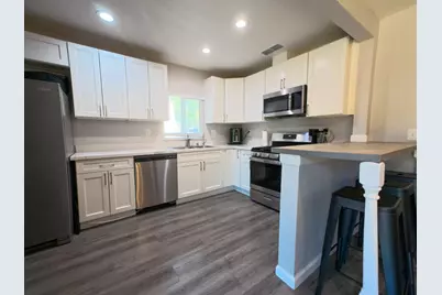 4759 Baker Avenue, Sacramento, CA 95820 - Photo 7