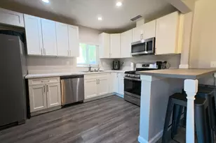 4759 Baker Ave, Sacramento, CA 95820 - Photo 7