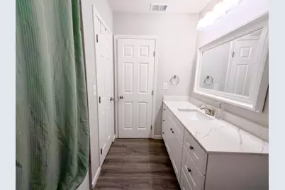 4759 Baker Avenue, Sacramento, CA 95820 - Photo 13