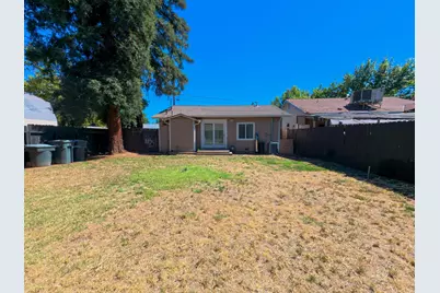 4759 Baker Avenue, Sacramento, CA 95820 - Photo 19