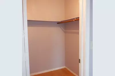 8425 Vintage Park Drive, Sacramento, CA 95828 - Photo 7