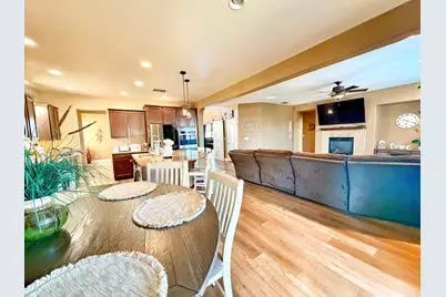 1466 English Way, Olivehurst, CA 95961 - Photo 9