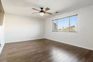 689 Stage Coach Dr, Lathrop, CA 95330 - Photo 41