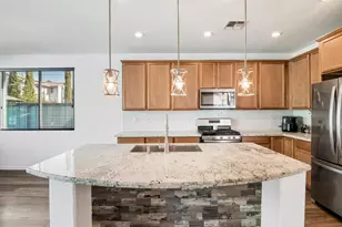 689 Stage Coach Dr, Lathrop, CA 95330 - Photo 23