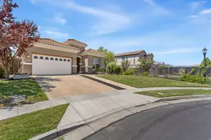2670 Neal Way, Woodland, CA 95776 - Photo 3