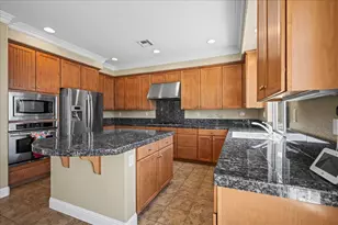5114 Blossom Ranch Dr, Elk Grove, CA 95757 - Photo 5