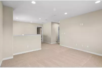 15939 Crescent Park Circle, Lathrop, CA 95330 - Photo 21