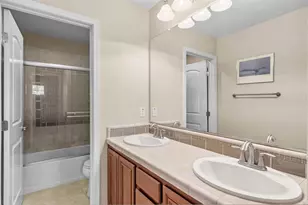 15939 Crescent Park Cir, Lathrop, CA 95330 - Photo 37