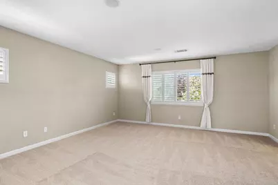 15939 Crescent Park Circle, Lathrop, CA 95330 - Photo 23