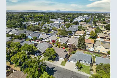 1437 Entrada Way, Modesto, CA 95355 - Photo 49