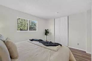 1437 Entrada Way, Modesto, CA 95355 - Photo 27