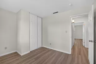 1437 Entrada Way, Modesto, CA 95355 - Photo 35