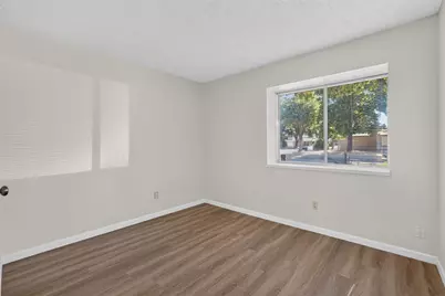 1437 Entrada Way, Modesto, CA 95355 - Photo 31