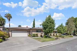 816 Sycamore Ln, Woodland, CA 95695 - Photo 3