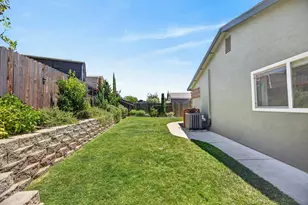 4371 Oxwood Dr, Sacramento, CA 95826 - Photo 37