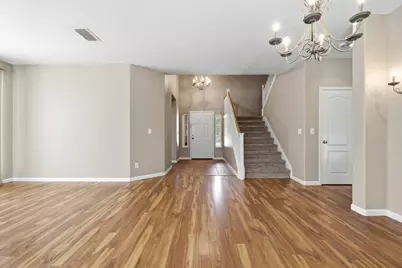 10422 Henshaw Drive, Stockton, CA 95219 - Photo 9