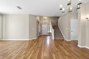10422 Henshaw Dr, Stockton, CA 95219 - Photo 9