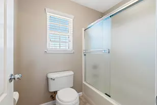 10422 Henshaw Dr, Stockton, CA 95219 - Photo 31