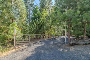 27352 Chaparral Dr, Pioneer, CA 95666 - Photo 17